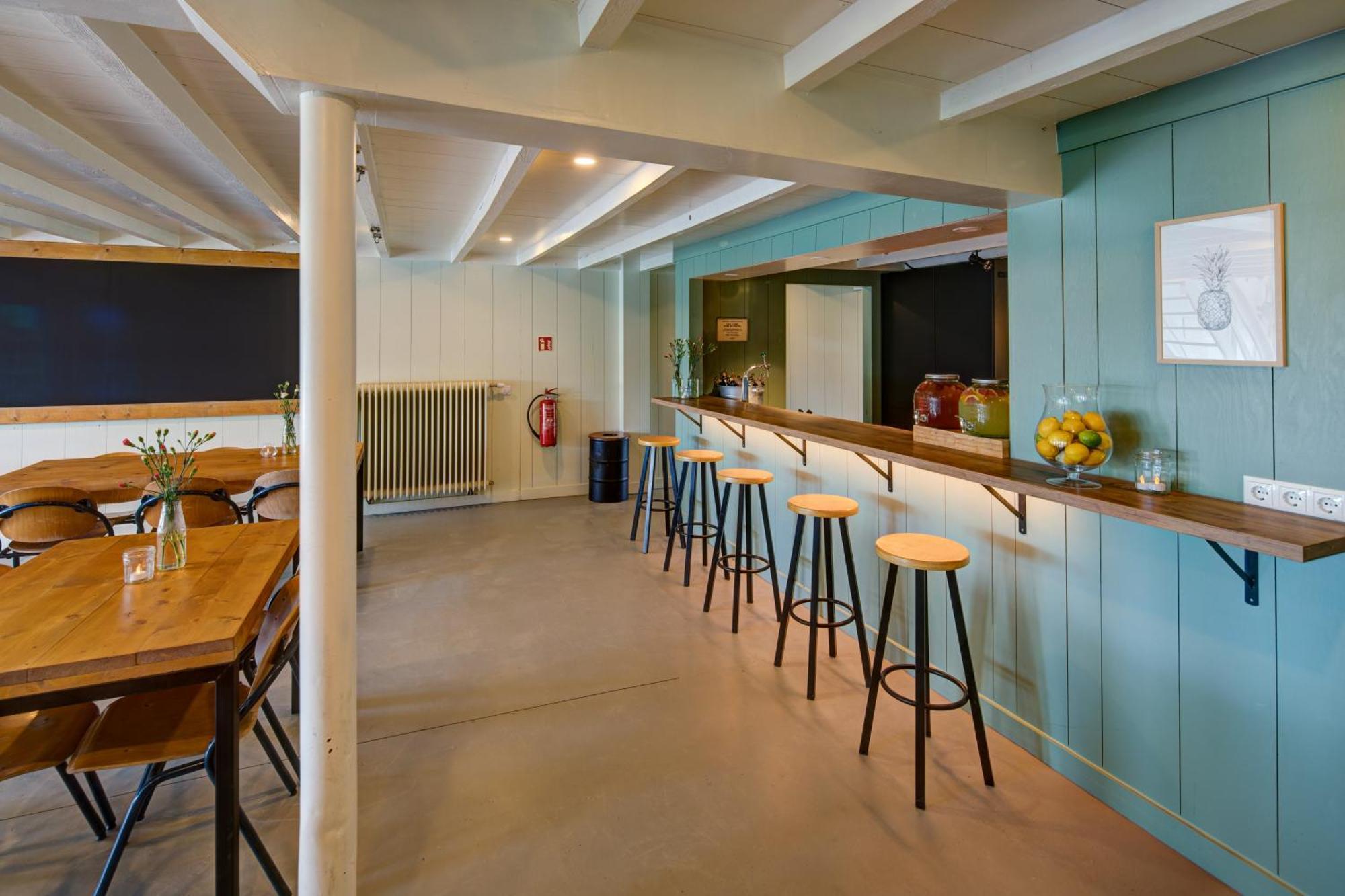 Groepsaccommodatie Fries En Fruitig Nijhuizum Extérieur photo